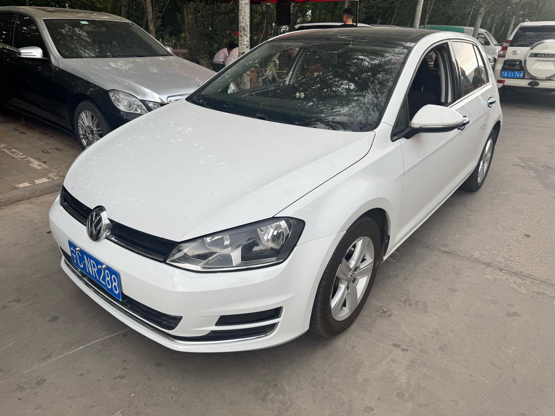 2015 2015 car image