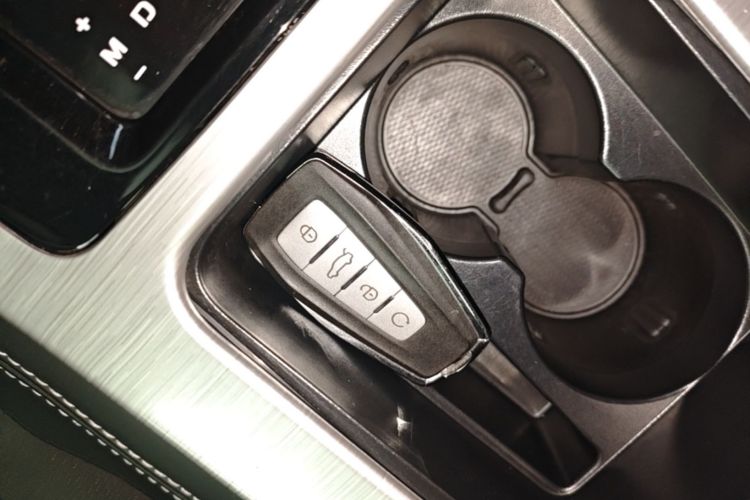 GEELY Emgrand GS 2019 #13 GEELY Emgrand GS 2019 car image #13