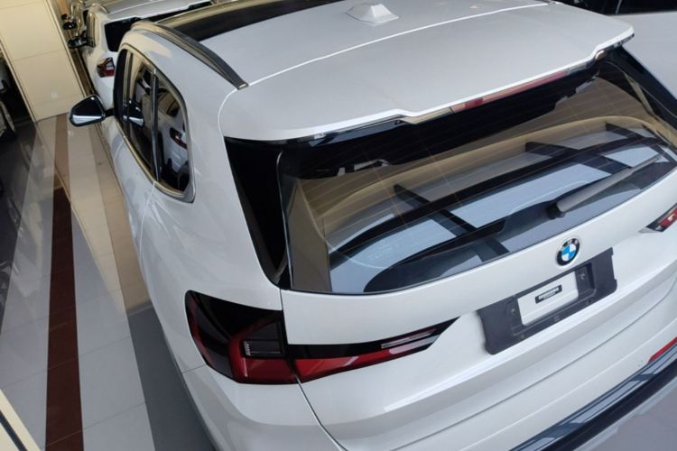 BMW X1 2023 car image #5