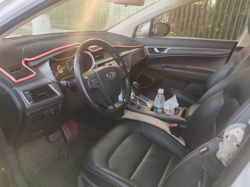 GEELY Emgrand GS 2017 car image #3