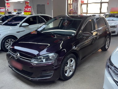 Volkswagen Golf 2015 Volkswagen Golf 2015 immagine di auto