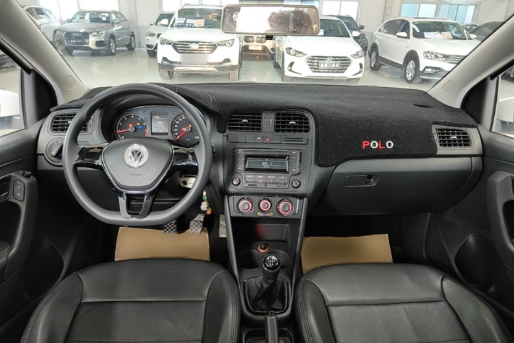 Volkswagen Polo 2015 #10 Volkswagen Polo 2015 car image #10
