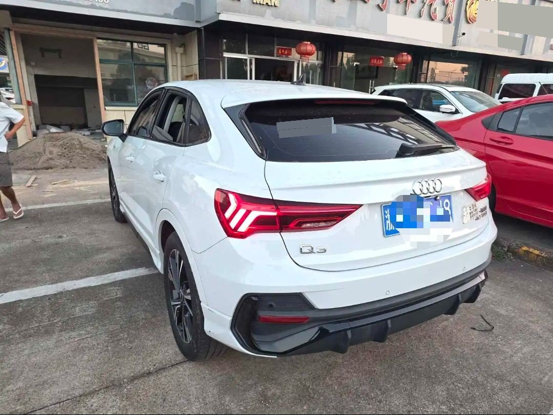 Audi Q3 Sportback 2022 #4 Audi Q3 Sportback 2022 صورة سيارة #4