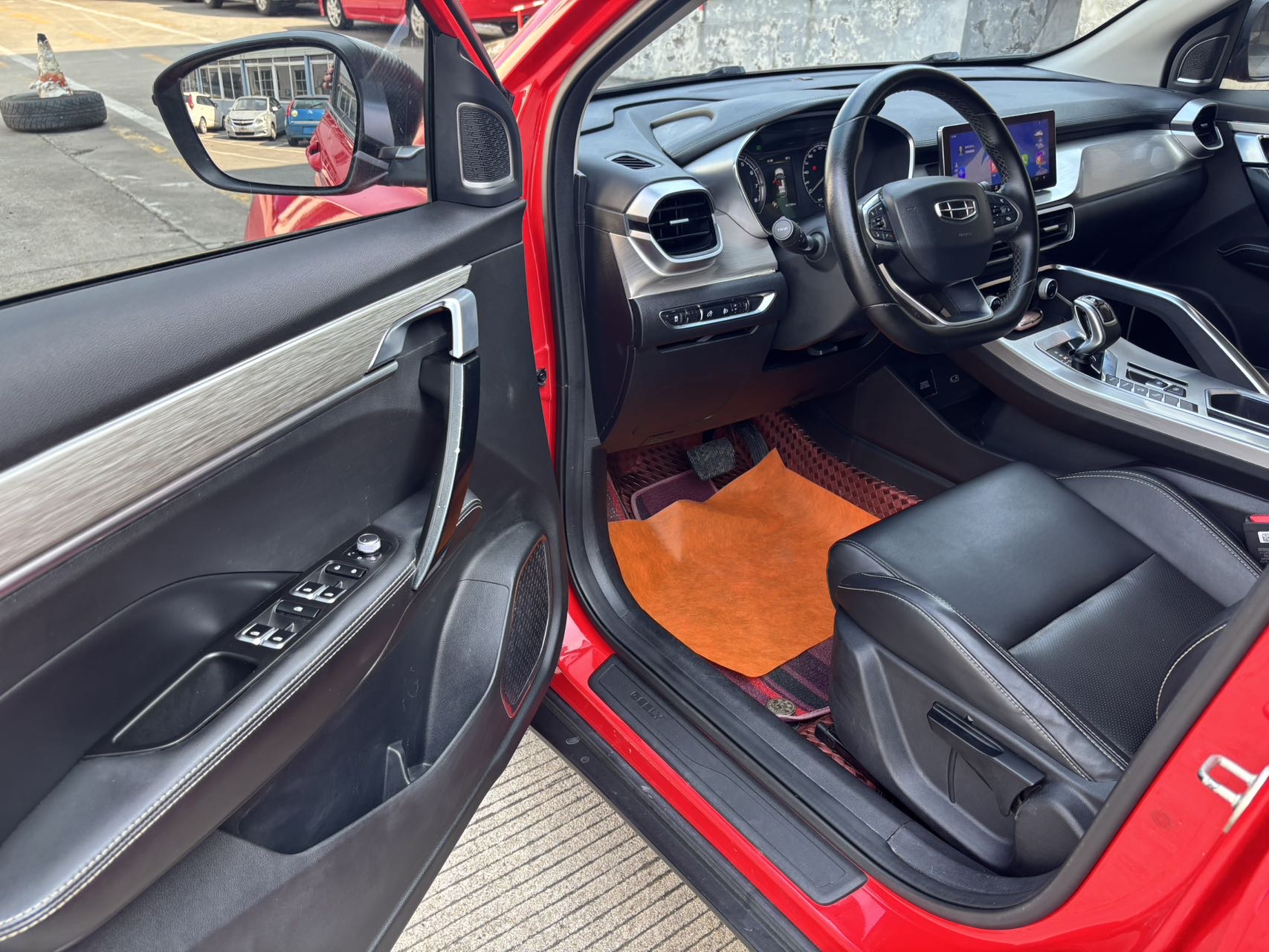 GEELY Coolray 2019 car image #3