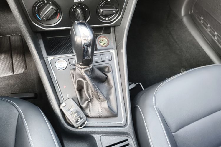 Volkswagen Lavida 2018 #14 Volkswagen Lavida 2018 car image #14