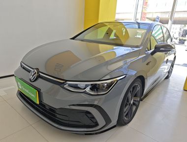 Volkswagen Golf 2024 car image 