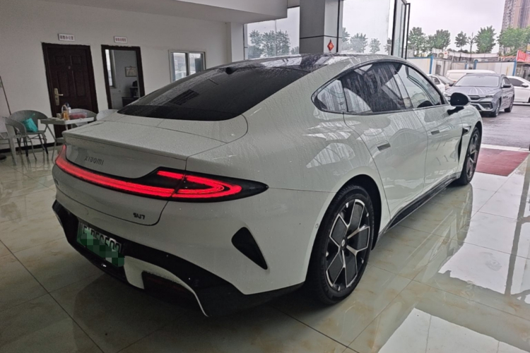 MI SU7 2025 car image #7