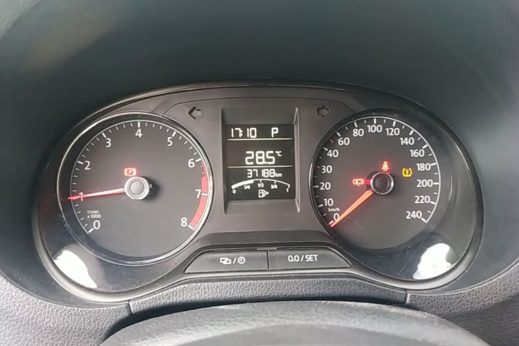 Volkswagen Polo 2018 #12 Volkswagen Polo 2018 car image #12