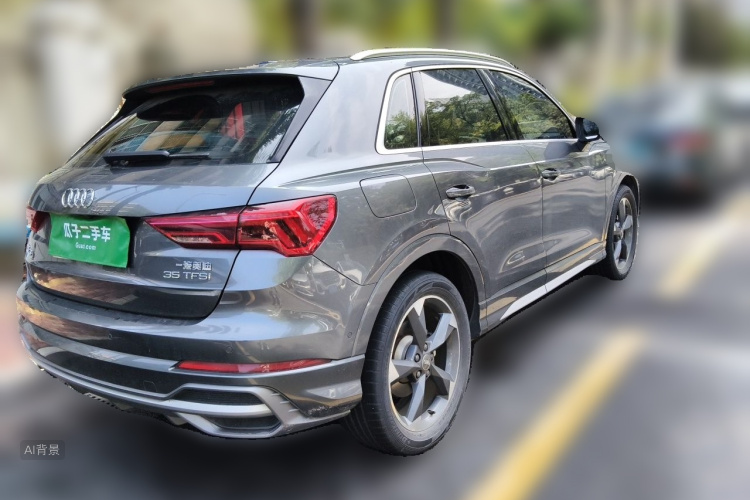 Audi Q3 2020 car image #7