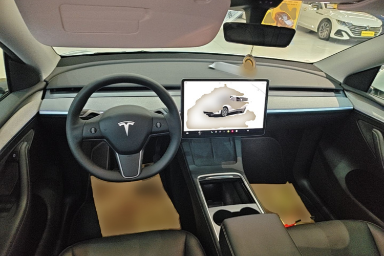 Tesla Model Y 2024 #11 Tesla Model Y 2024 immagine di auto #11