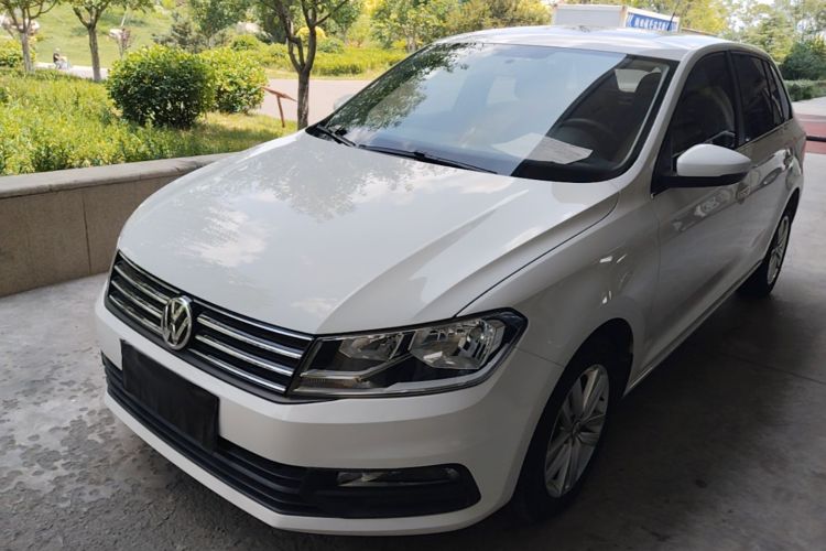 Volkswagen Santana 2016 car image #2