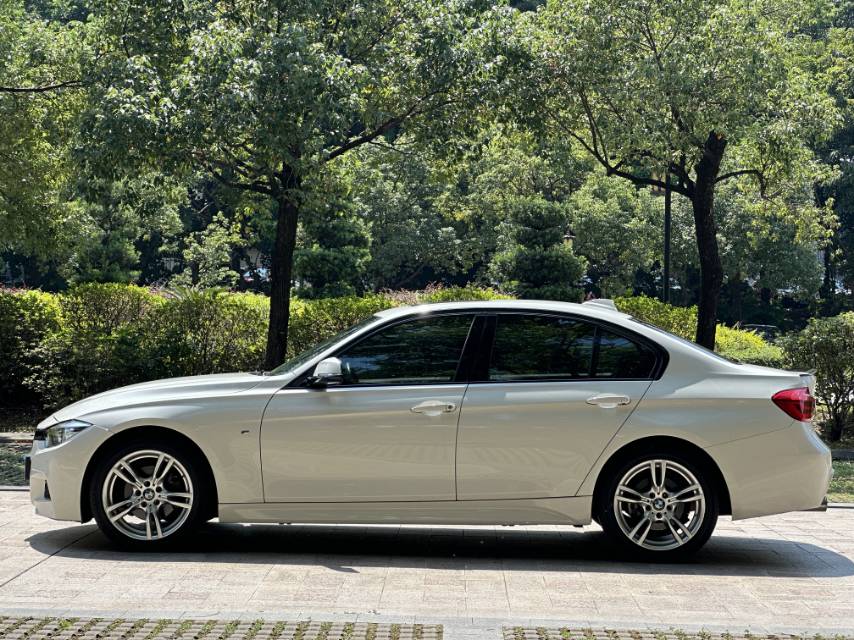 BMW 3 Series 2018 #3 BMW 3 Series 2018 car image #3