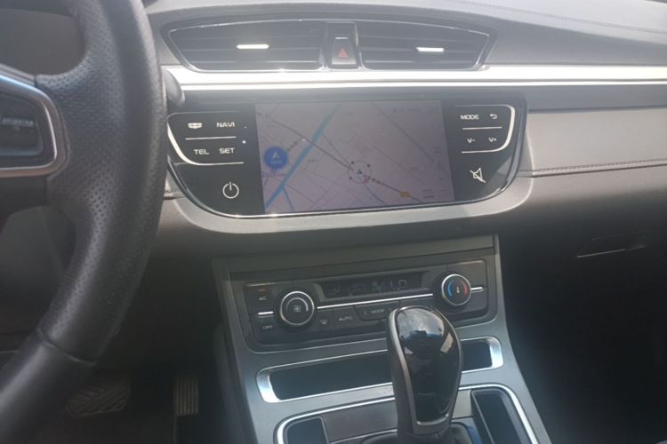 GEELY Emgrand 2019 #13 GEELY Emgrand 2019 car image #13
