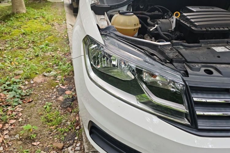Volkswagen Santana 2022 car image #8