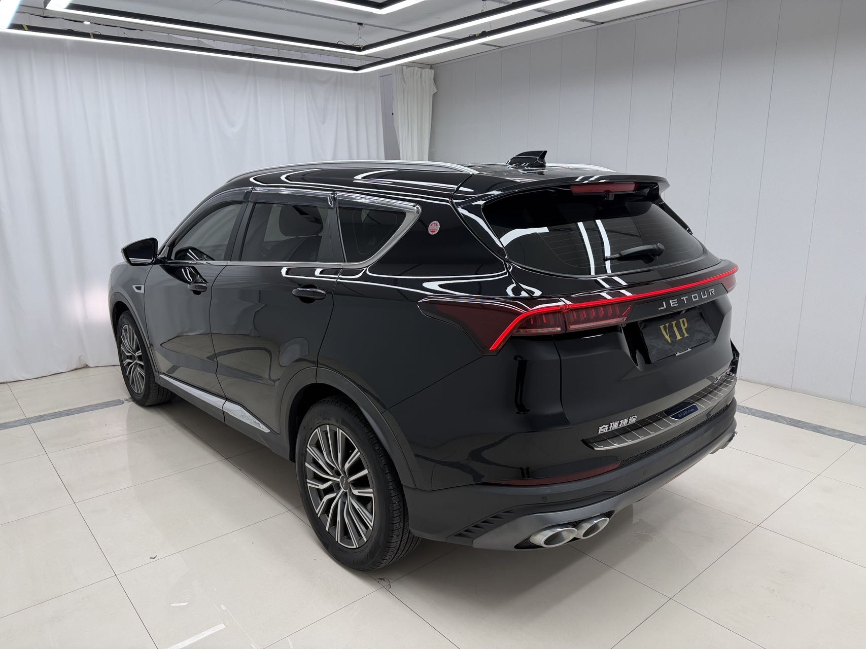 Jetour X70 PLUS 2023 car image #4