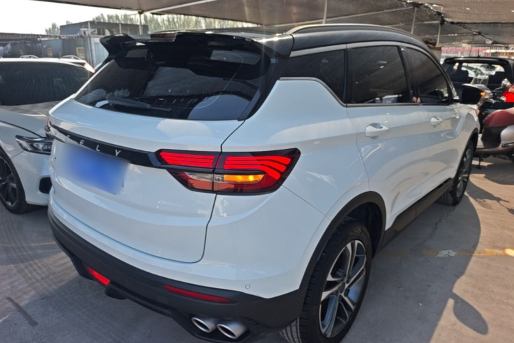 GEELY Coolray 2022 imagen de coche #7