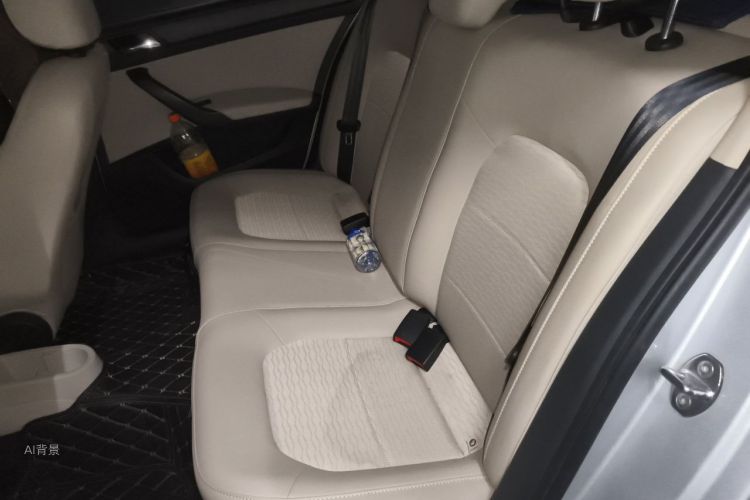 Skoda Rapid 2015 #19 Skoda Rapid 2015 image de voiture #19