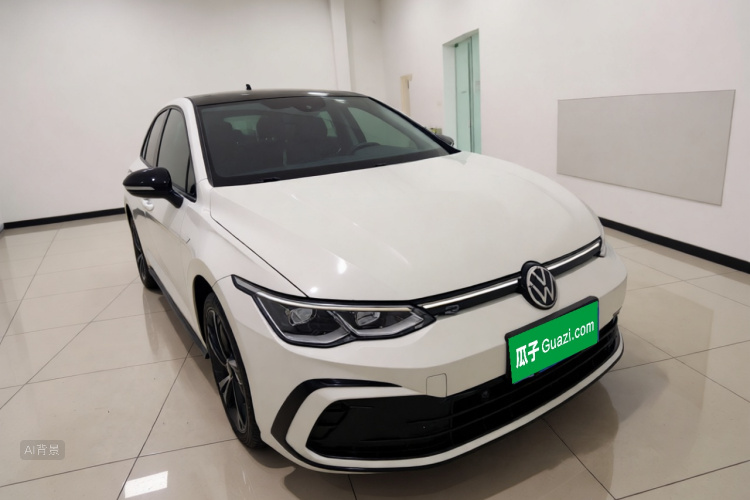 Volkswagen Golf 2021 car image #4
