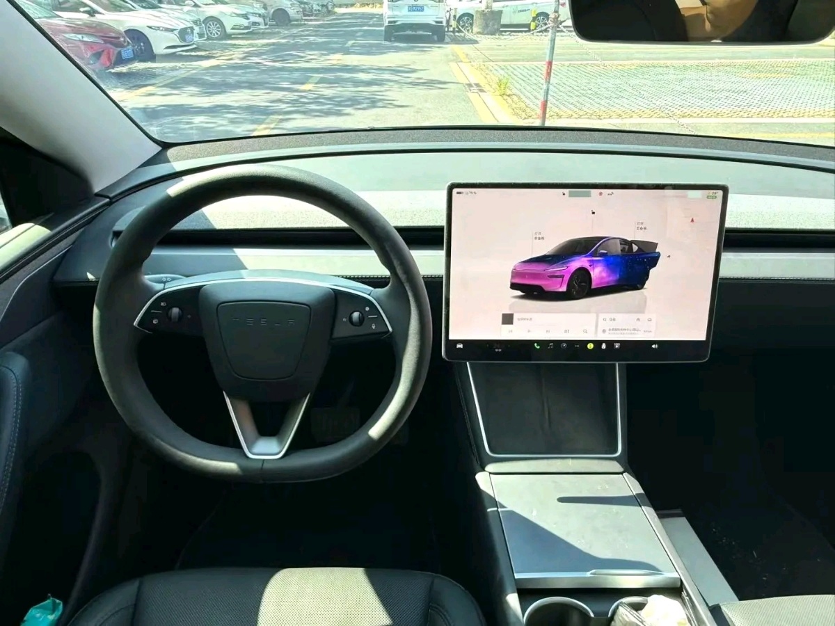 Tesla Model Y 2026 #6 Tesla Model Y 2026 car image #6