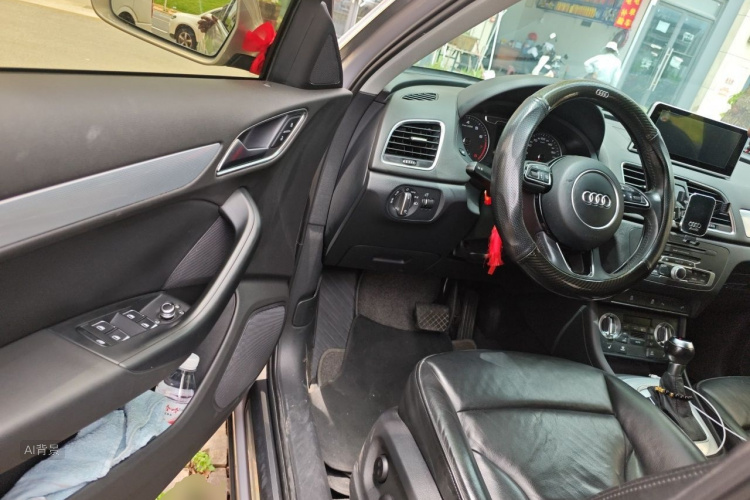 Audi Q3 2015 #18 Audi Q3 2015 car image #18