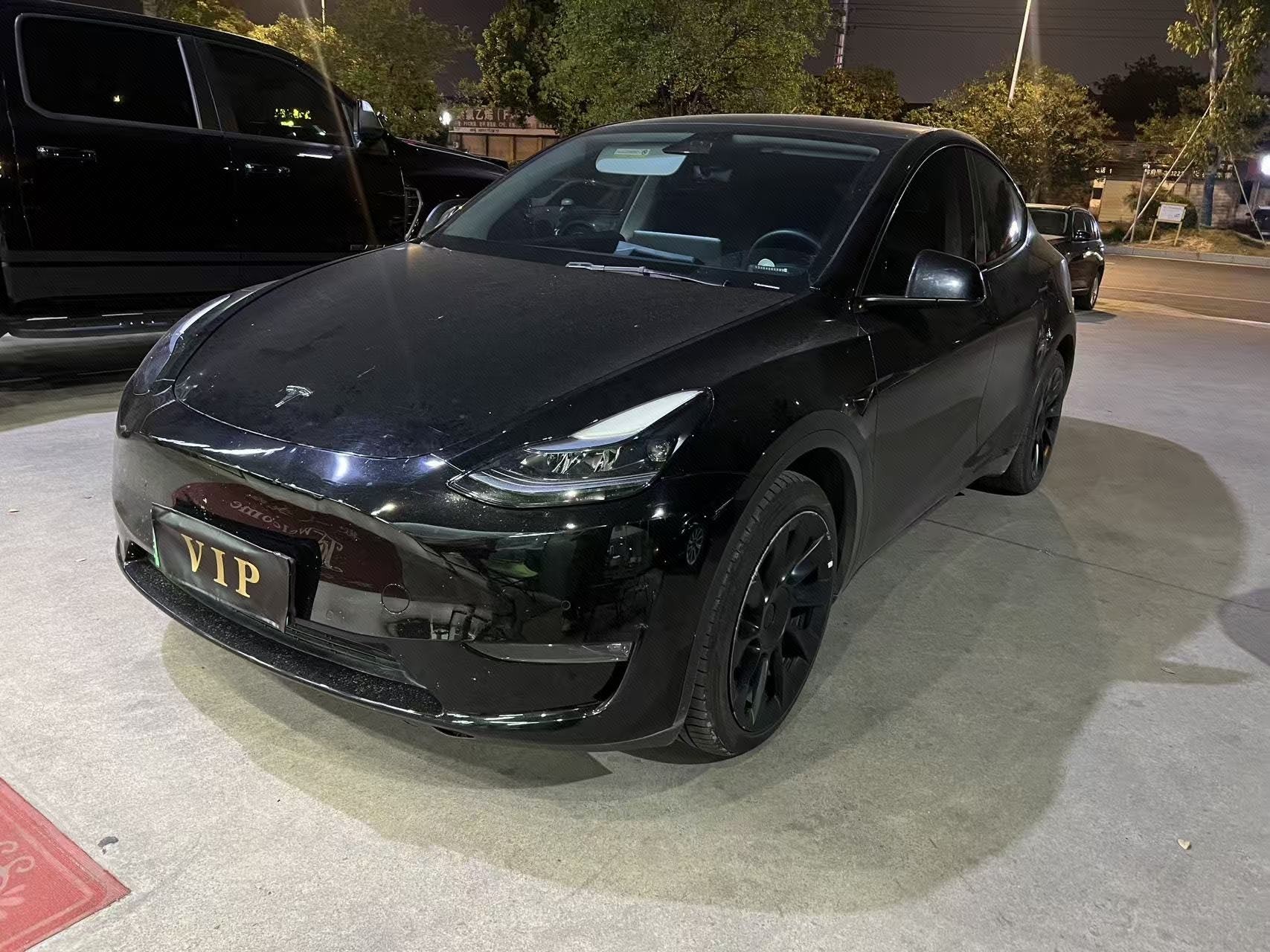 Tesla Model Y 2023 Tesla Model Y 2023 car image
