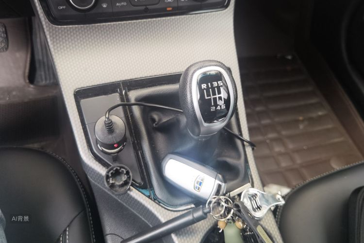 GEELY Emgrand GS 2017 car image #16