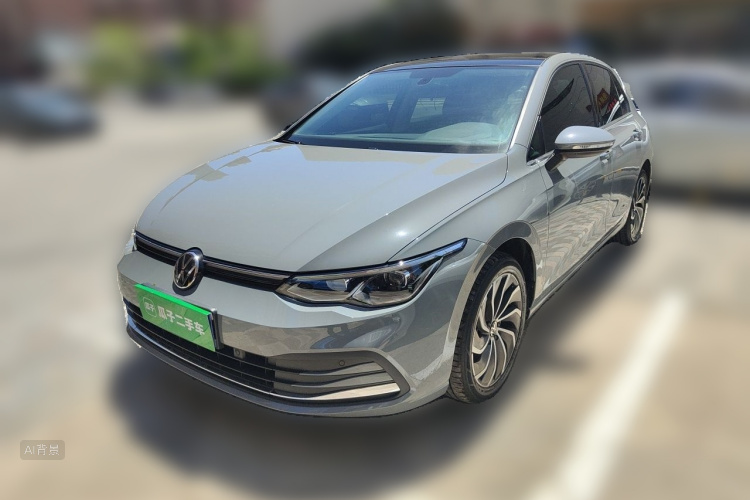 Volkswagen Golf 2022 car image #2