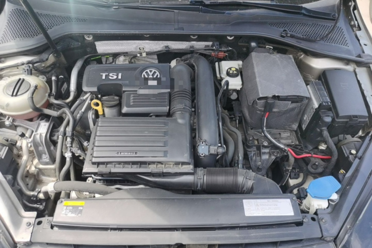 Volkswagen Golf 2016 car image #22