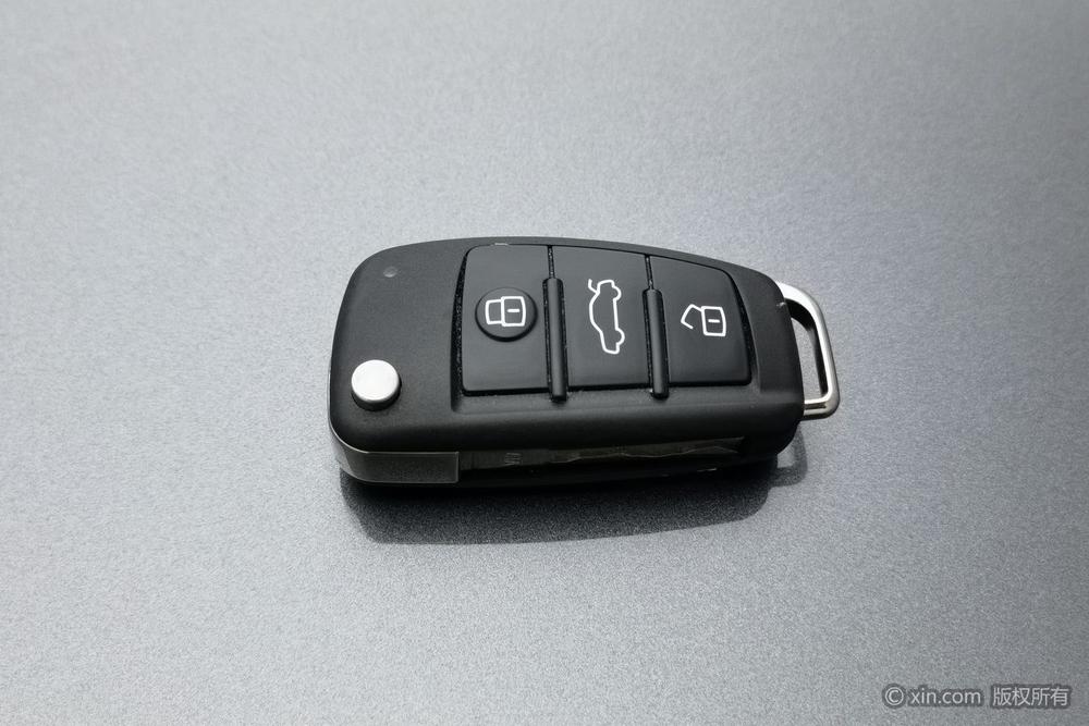 Audi Q3 2025 car image #6