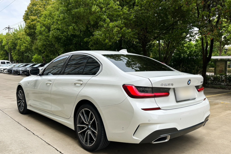 BMW 3 Series 2020 #8 BMW 3 Series 2020 car image #8