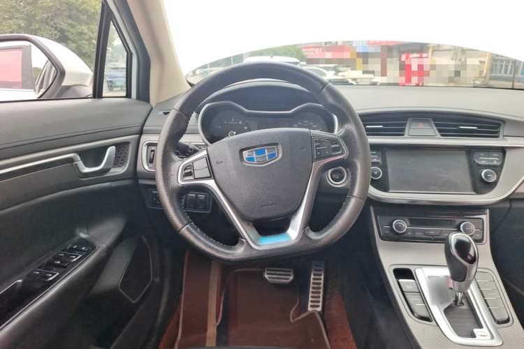 GEELY Emgrand GS 2017 car image #11
