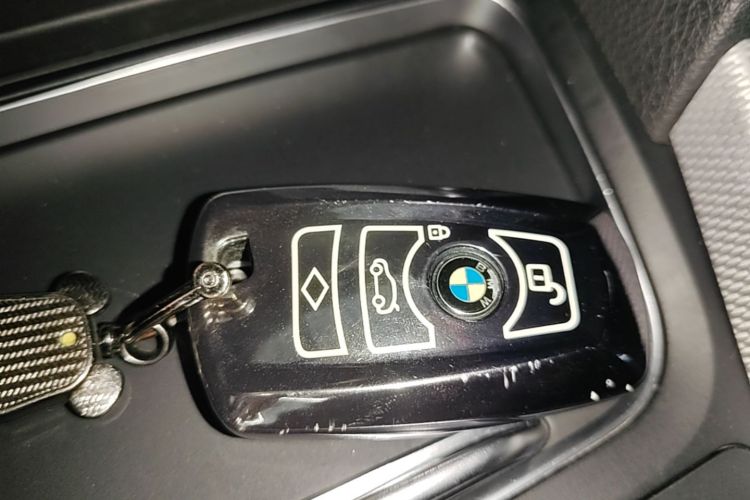 BMW 3 Series GT 2019 #9 BMW 3 Series GT 2019 car image #9