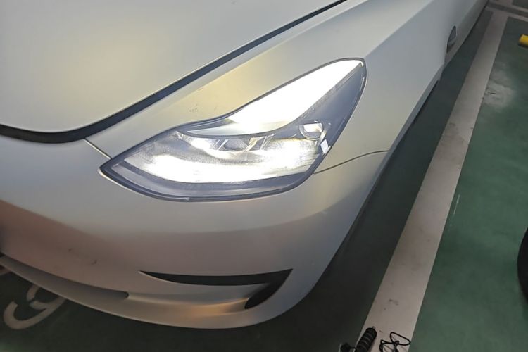 Tesla Model 3 2021 #23 Tesla Model 3 2021 immagine di auto #23