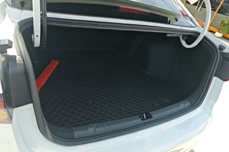 GEELY Emgrand 2021 #21 GEELY Emgrand 2021 car image #21