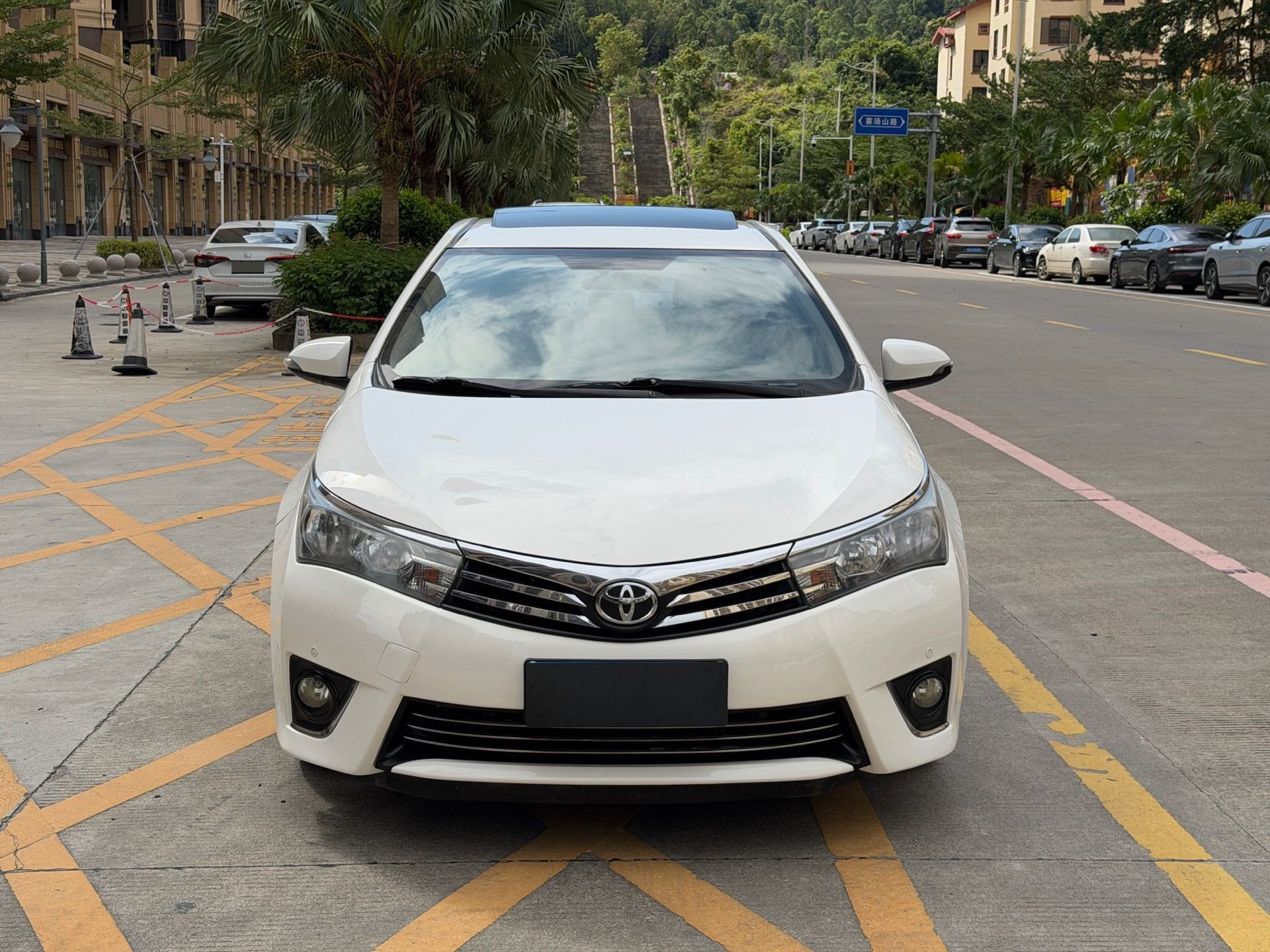 Toyota Corolla 2015 #2 Toyota Corolla 2015 car image #2