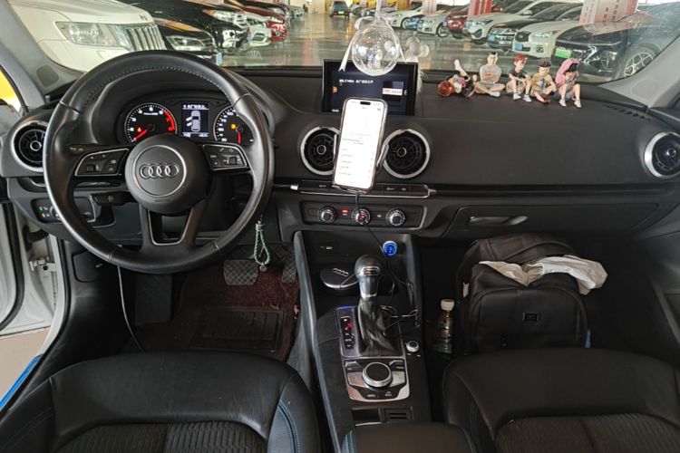 Audi A3 2020 immagine di auto #10