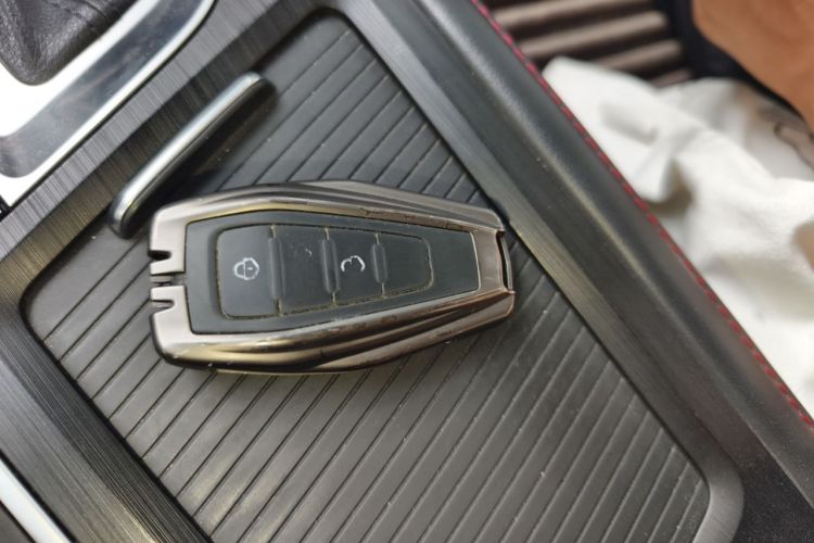 GEELY Binray 2019 car image #11