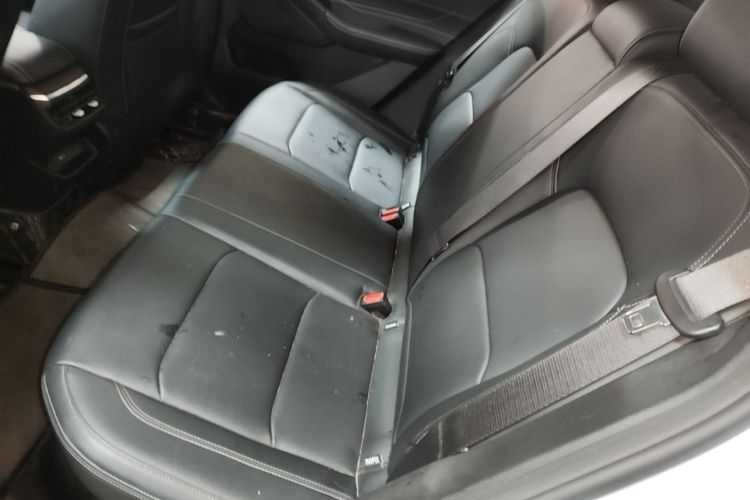 GEELY Emgrand 2025 car image #17