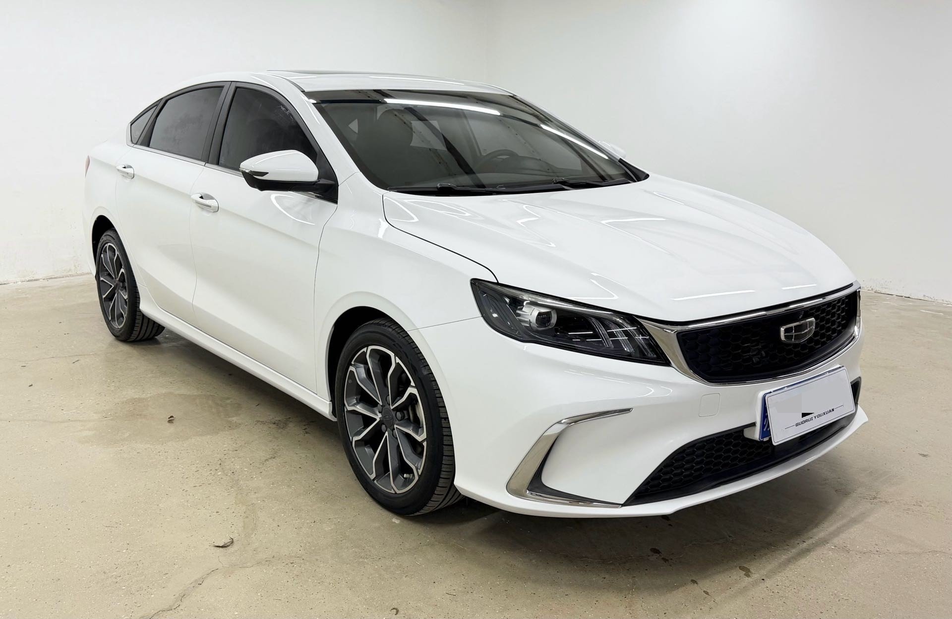 GEELY Binray 2022 car image #3