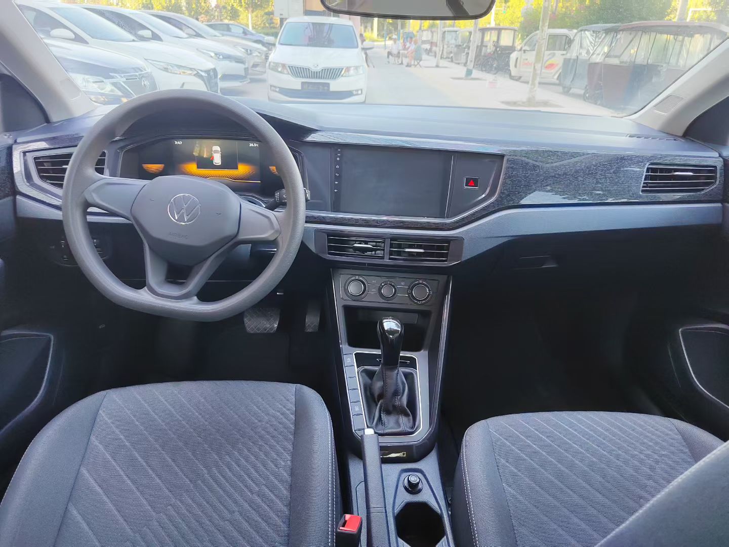 Volkswagen Lavida 2024 car image #8