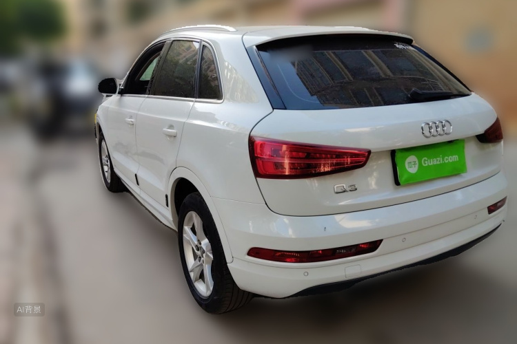 Audi Q3 2017 car image #5