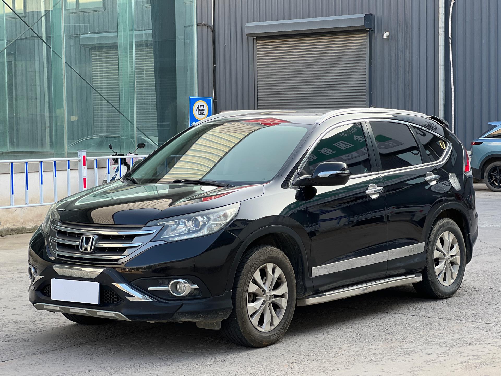2012 2012 car image