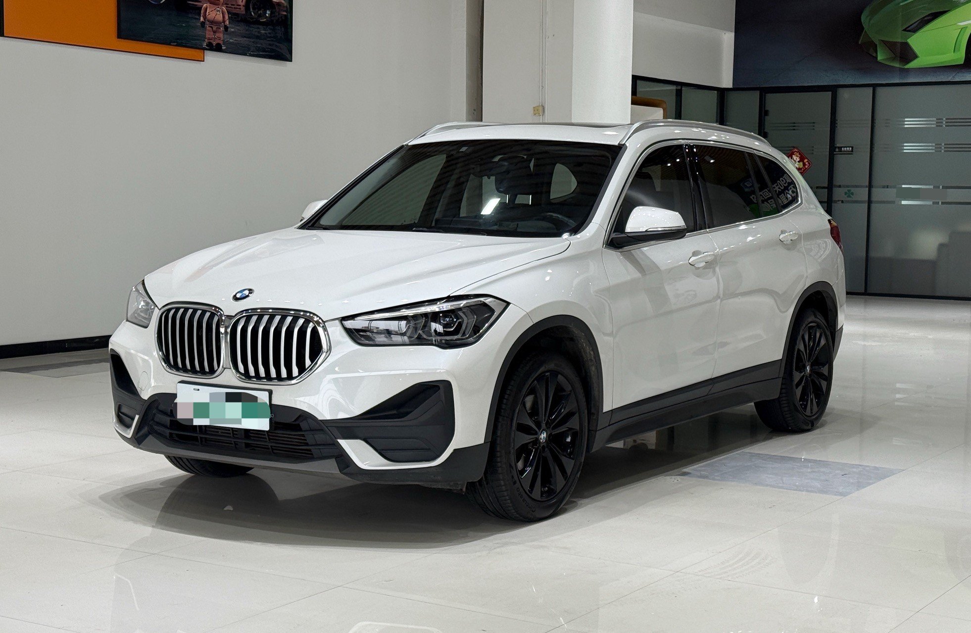 BMW X1 2020 BMW X1 2020 car image