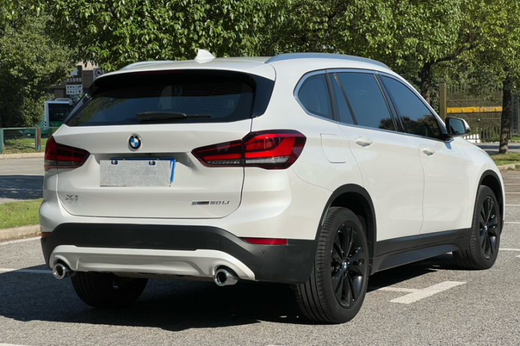 BMW X1 2021 car image #4