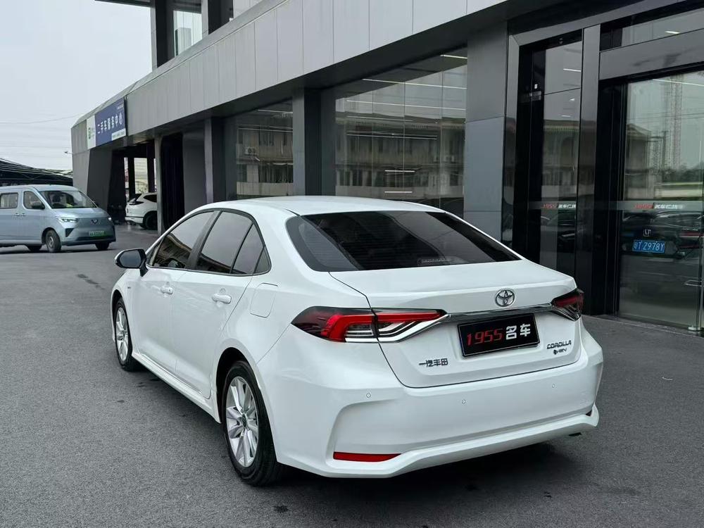 Toyota Corolla 2025 #4 Toyota Corolla 2025 car image #4