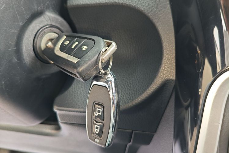Toyota Corolla 2018 #9 Toyota Corolla 2018 car image #9