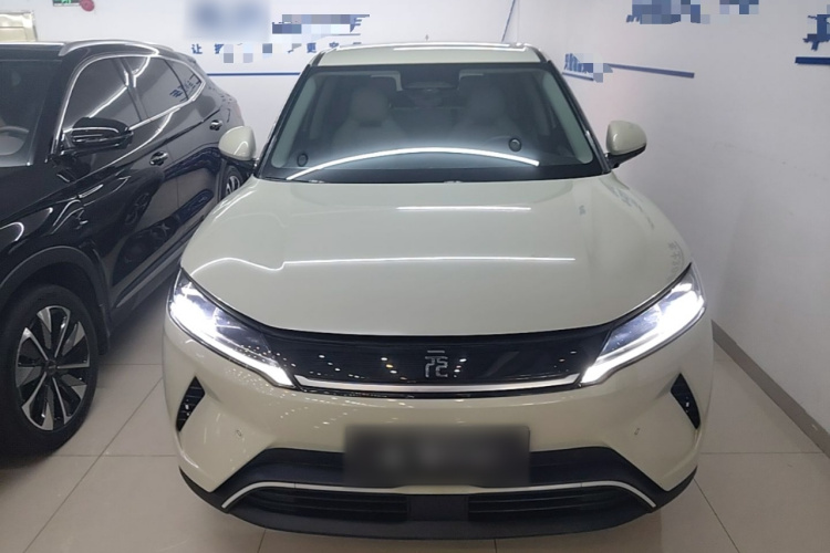 BYD YuanUP 2025 car image #3