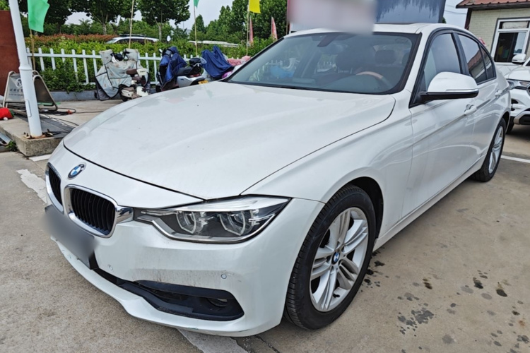 BMW 3 Series 2016 immagine di auto #2