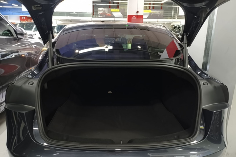 Tesla Model 3 2025 #19 Tesla Model 3 2025 car image #19