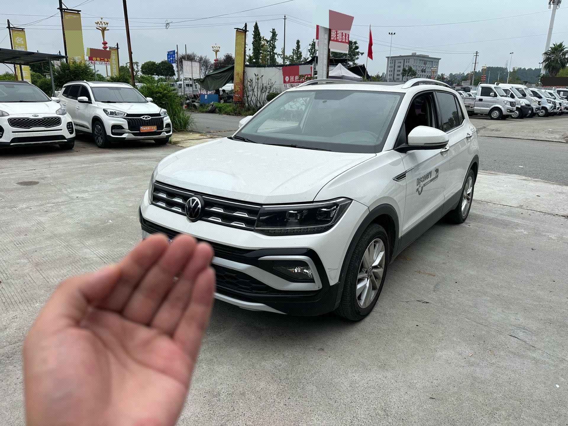 Volkswagen T-Cross 2022 car image 